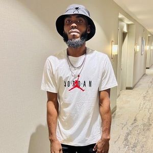 Meet your Posher, Bertrand